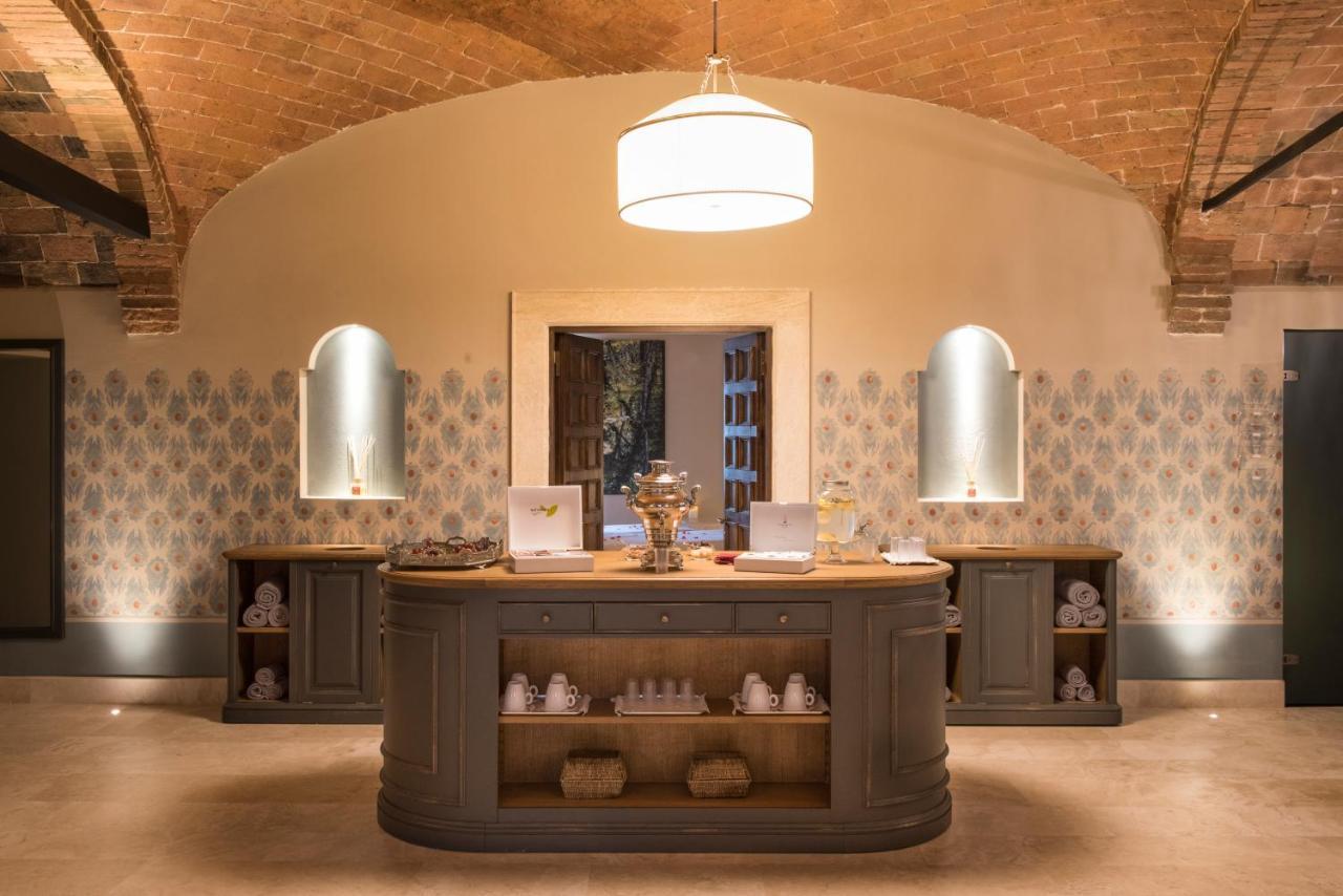 Borgo San Felice Hotel Castelnuovo Berardenga Bagian luar foto